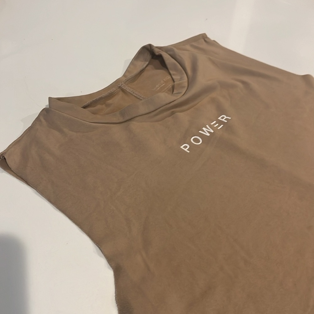 Yoga/workout shirt - Picture 2 of 6